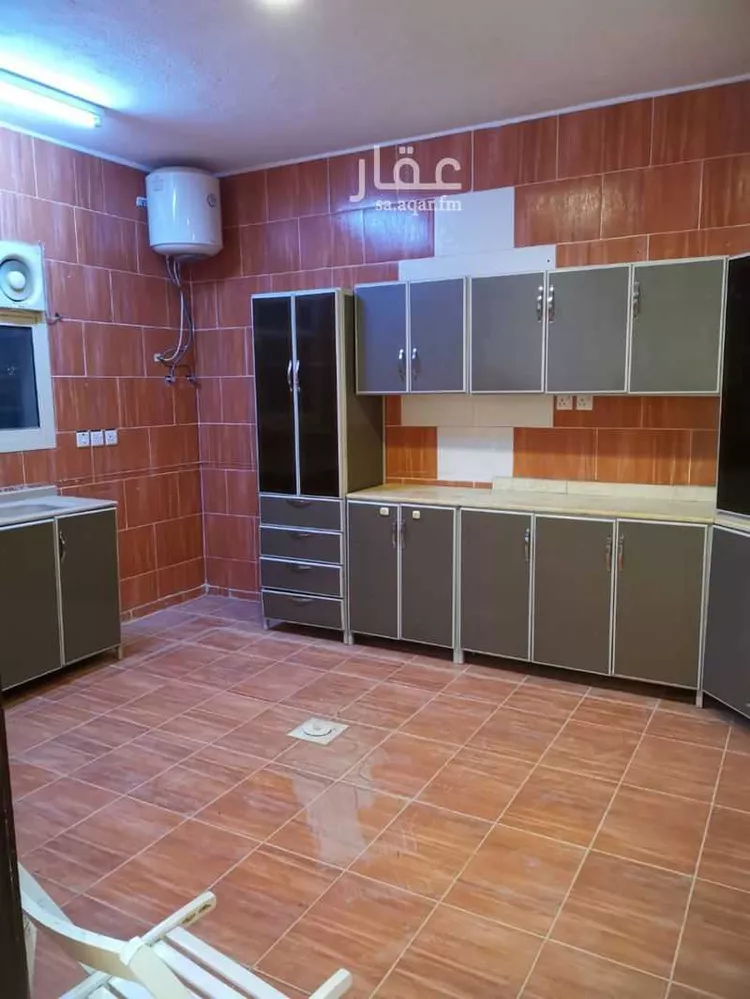 عمارة للإيجار في شارع عاصم ابن ابي وائل, حي الملك عبدالله, مدينة المجمعة, منطقة الرياض صورة 4
