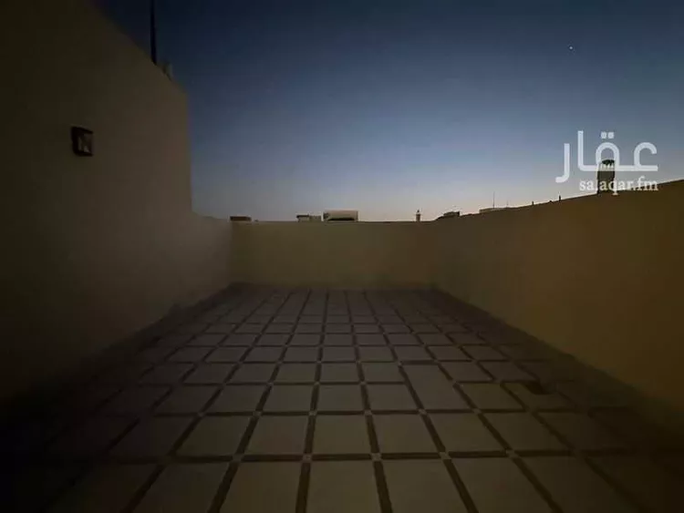 دور للبيع في شارع القطار, حي السويدي, مدينة الرياض, منطقة الرياض 1 صورة