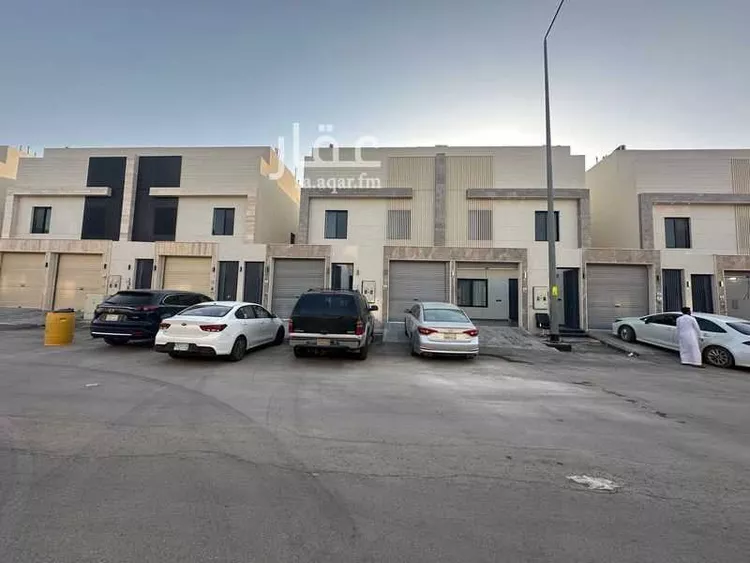 فيلا للبيع في شارع يعقوب بن أبي الفضل, حي عكاظ, مدينة الرياض, منطقة الرياض