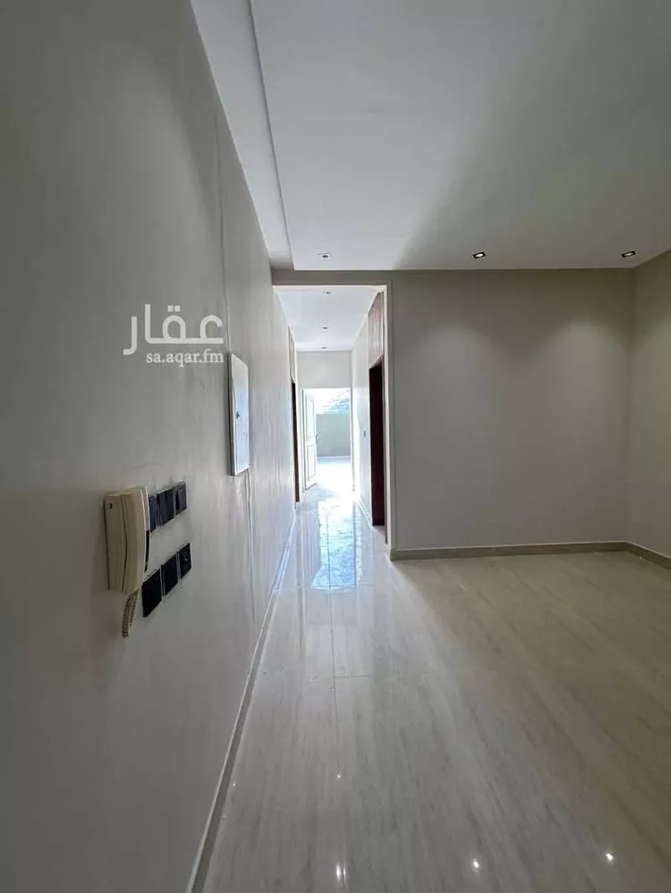 Floor for Sale in Riyadh Okaz صورة 2