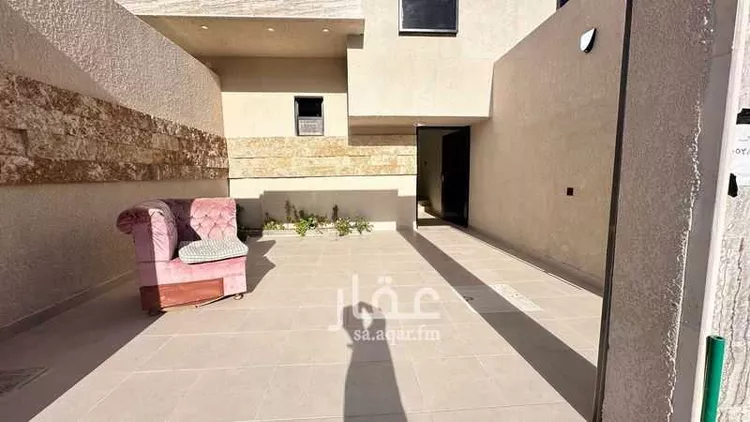 دور للبيع في شارع خالد إدريس, حي العوالي, مدينة الرياض, منطقة الرياض صورة 2