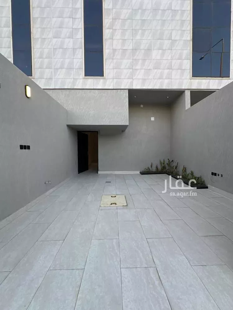 دور للبيع في شارع الصفار الذهبي, حي عكاظ, مدينة الرياض, منطقة الرياض صورة 2
