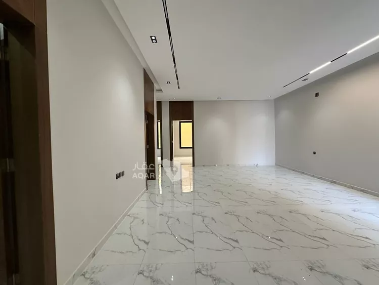 Floor for Sale in Riyadh Tuwaiq 7