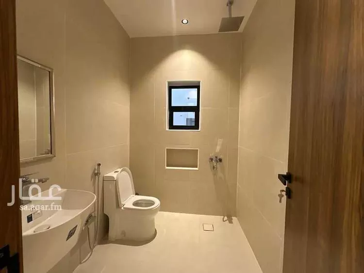 Floor for Sale in Riyadh Okaz 11