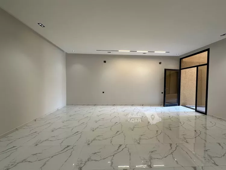 Floor for Sale in Riyadh Tuwaiq 14