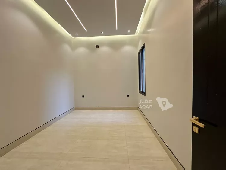 Floor for Sale in Riyadh Dirab 6