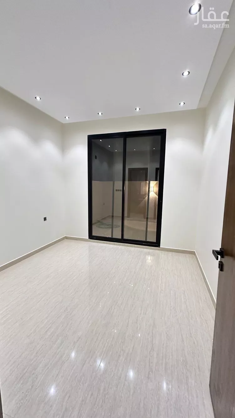 فيلا للبيع في شارع مرجي بن كوثر, حي طويق, مدينة الرياض, منطقة الرياض صورة 2