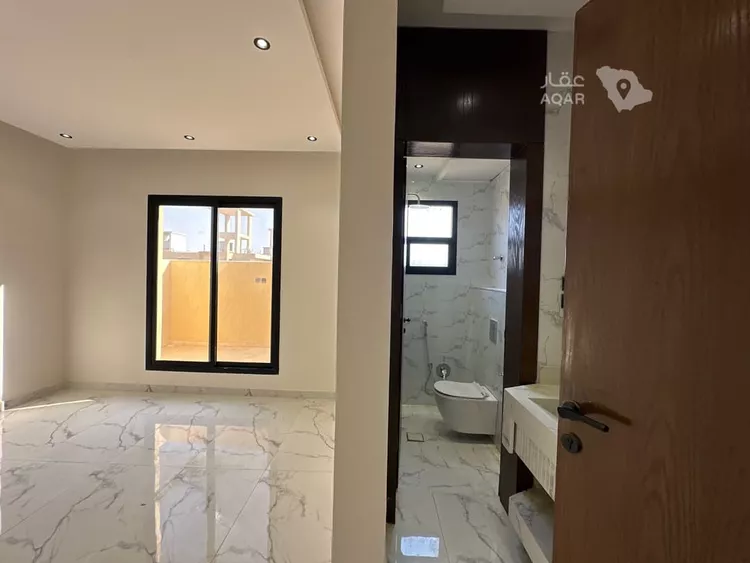 Floor for Sale in Riyadh Tuwaiq 18