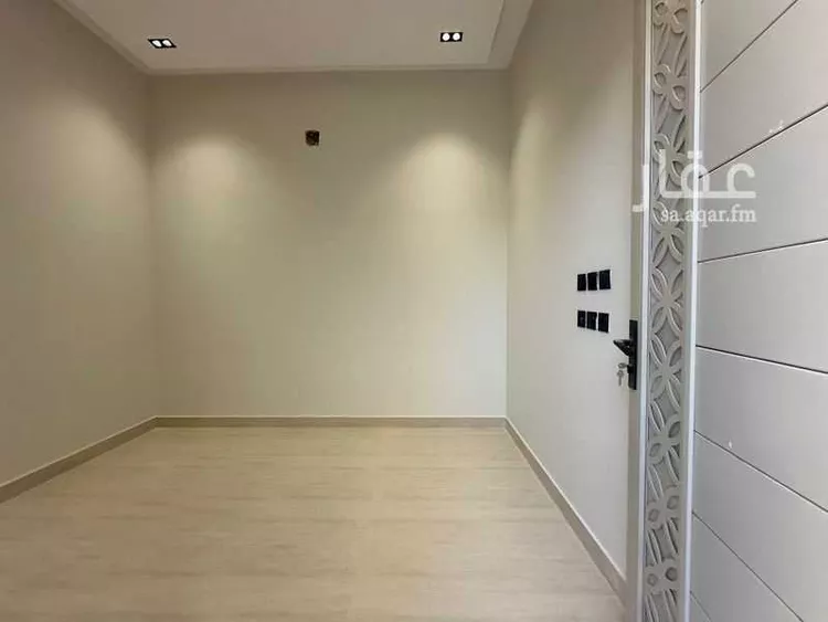 Floor for Sale in Riyadh Okaz صورة 4