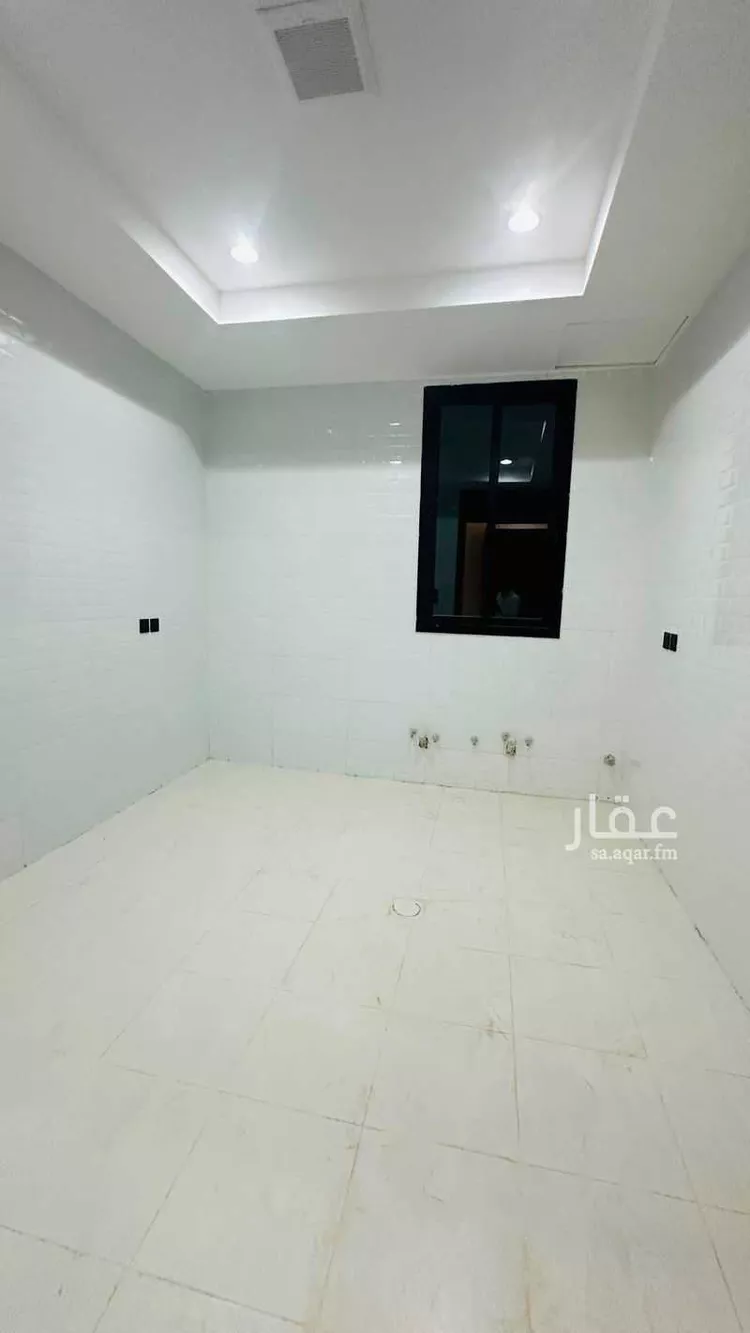 Floor for Sale in Riyadh Okaz صورة 3