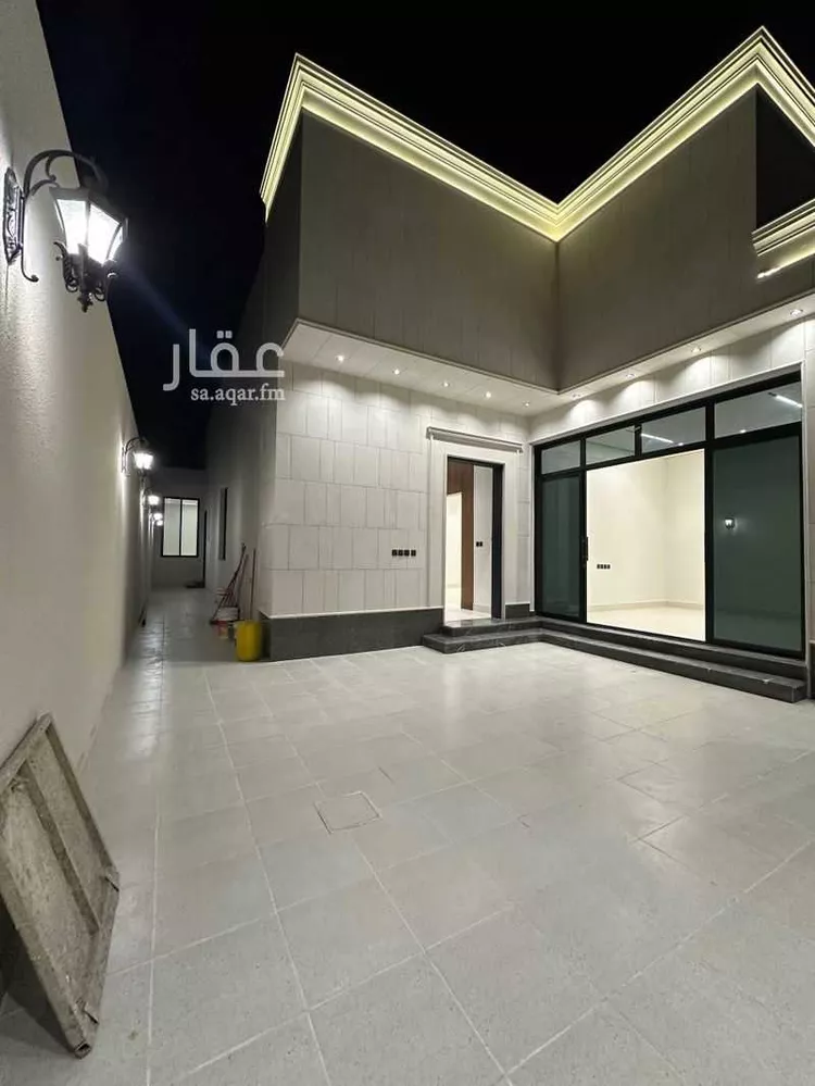 Floor for Sale in Riyadh Dahiat Namar