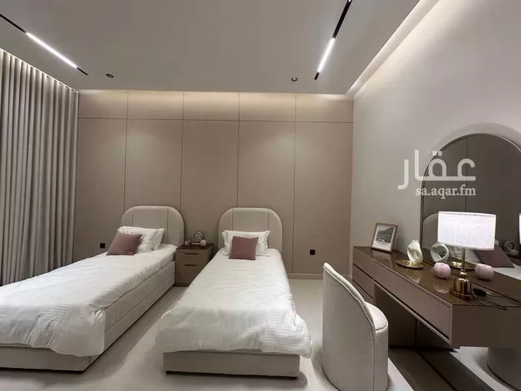 Floor for Sale in Riyadh Okaz 10