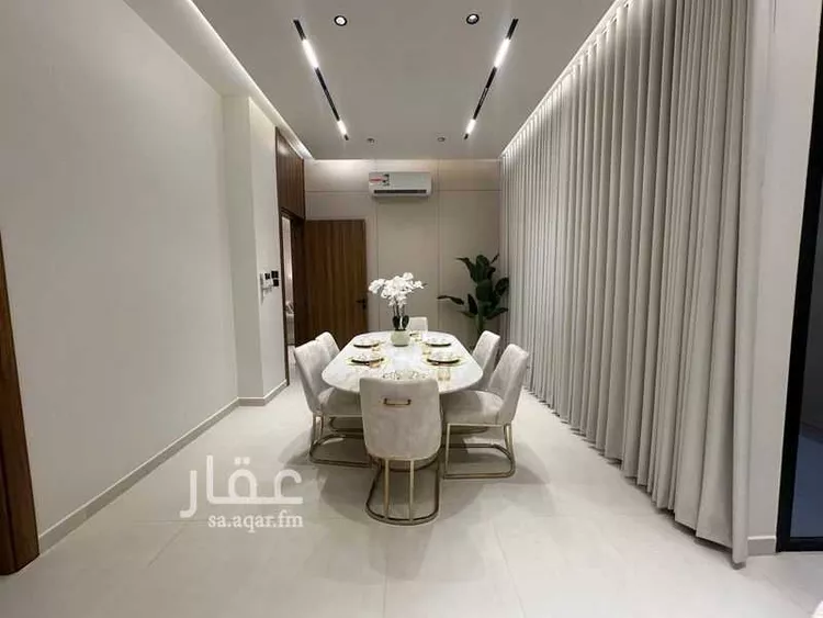 Floor for Sale in Riyadh Okaz 15