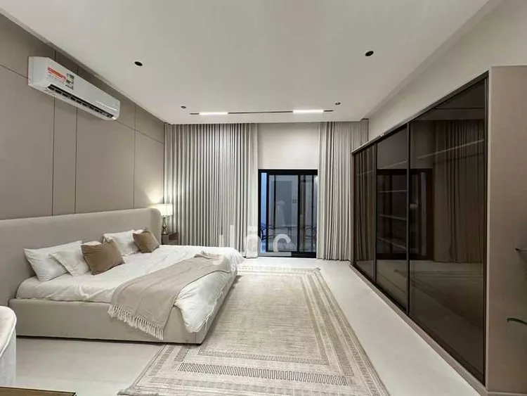 Floor for Sale in Riyadh Okaz 13