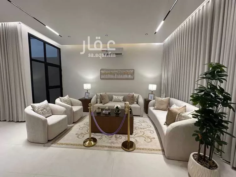 Floor for Sale in Riyadh Okaz 17