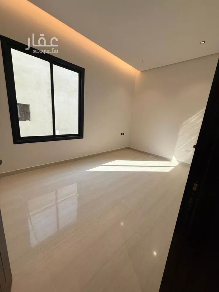 دور للبيع في حي عكاظ, مدينة الرياض, منطقة الرياض صورة 4