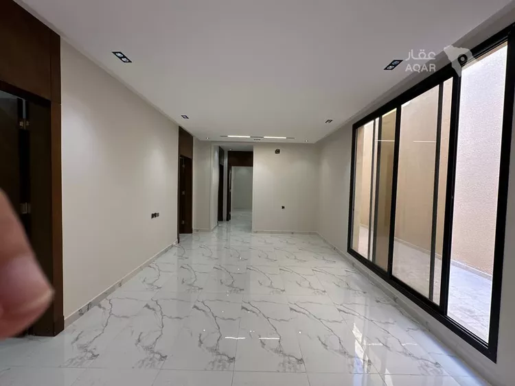 Floor for Sale in Riyadh Tuwaiq 15
