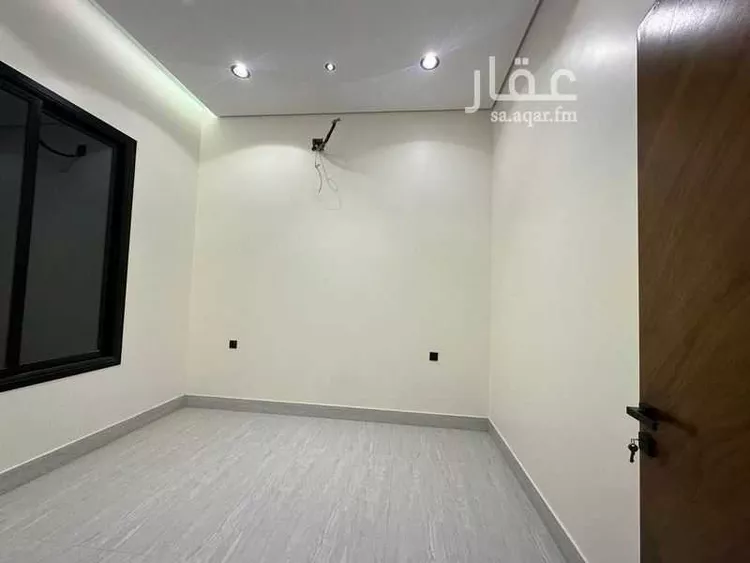 شقة للبيع في شارع محمد بن أحمد الغزوي, حي المهدية, مدينة الرياض, منطقة الرياض 8