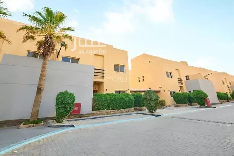 Villa for Sale in Riyadh Umm Al Hamam Al Sharqi