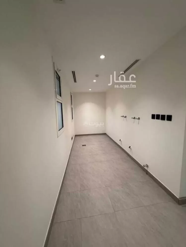 فيلا للبيع في شارع ابن أبي راشد, حي المعذر, مدينة الرياض, منطقة الرياض 14