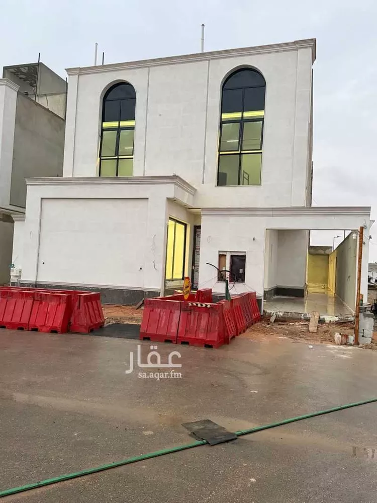 فيلا للبيع في شارع شارع رقم 144, حي الرمال, مدينة الرياض, منطقة الرياض