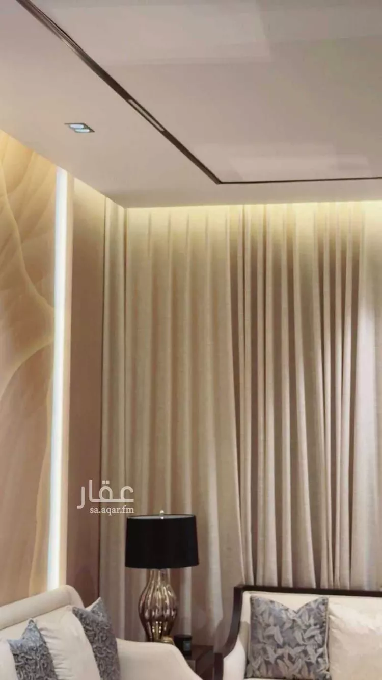 فيلا للبيع في شارع ابن الكوفي, حي الرمال, مدينة الرياض, منطقة الرياض صورة 2