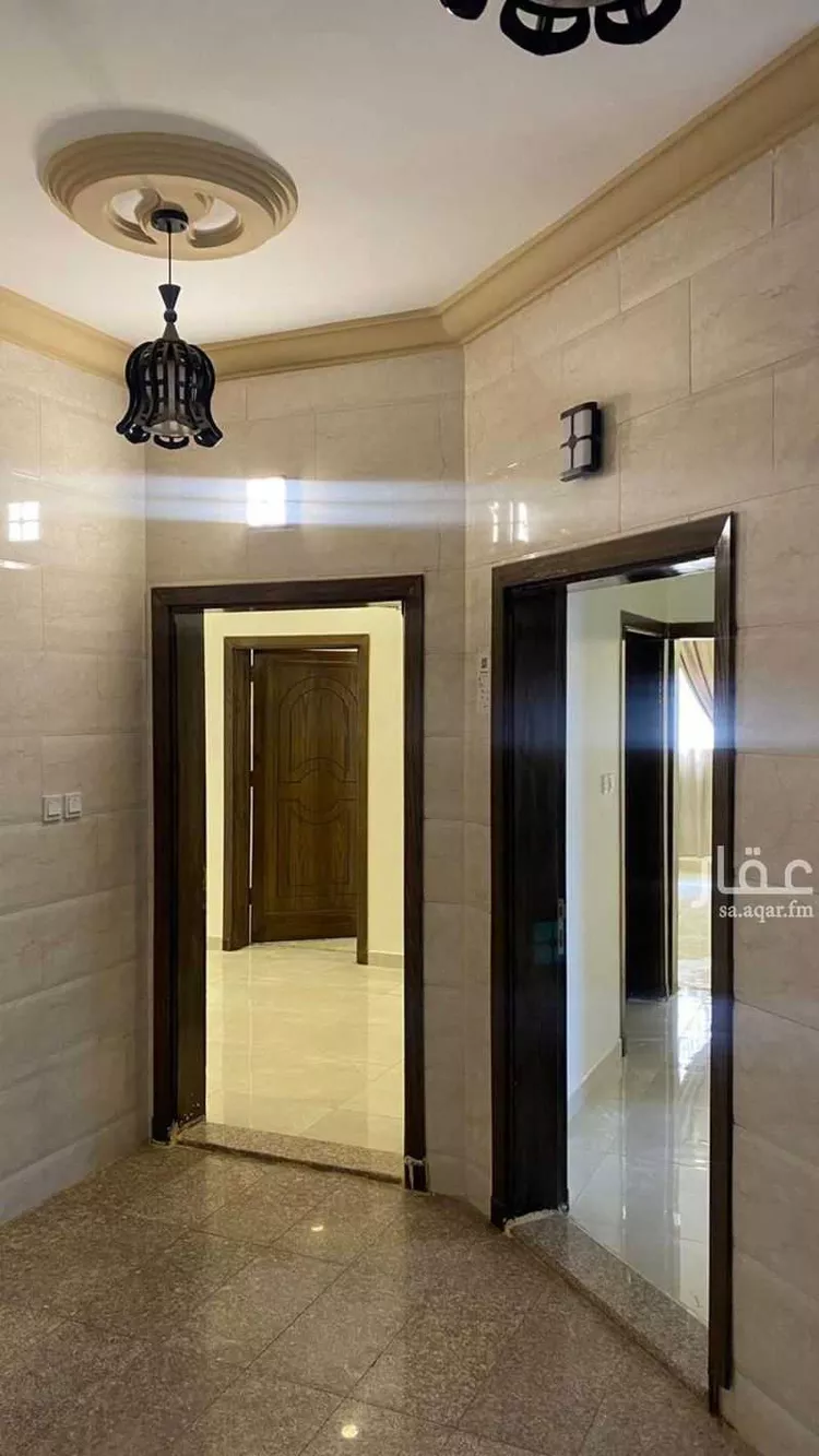 عمارة للبيع في شارع حاجب ابن زرارة, حي القيم الأسفل, مدينة الطائف, منطقة مكة المكرمة صورة 2