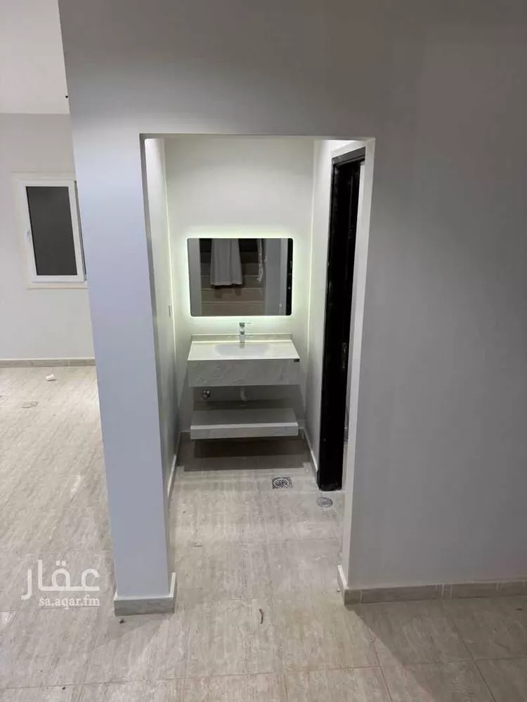 فيلا للإيجار في شارع عبدالرحمن العمادي, حي مطار الملك خالد الدولي, مدينة الرياض, منطقة الرياض 16