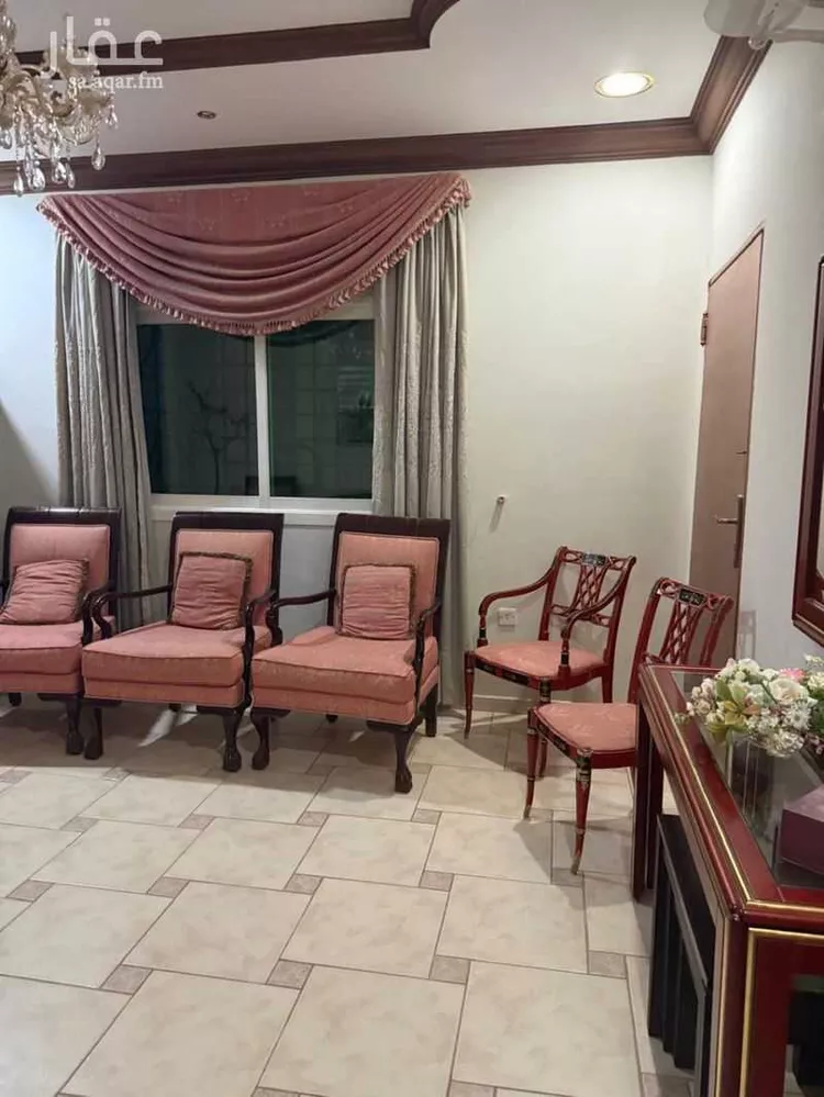 فيلا للبيع في شارع حليمة بنت الحارث, حي التعاون, مدينة الرياض, منطقة الرياض 15