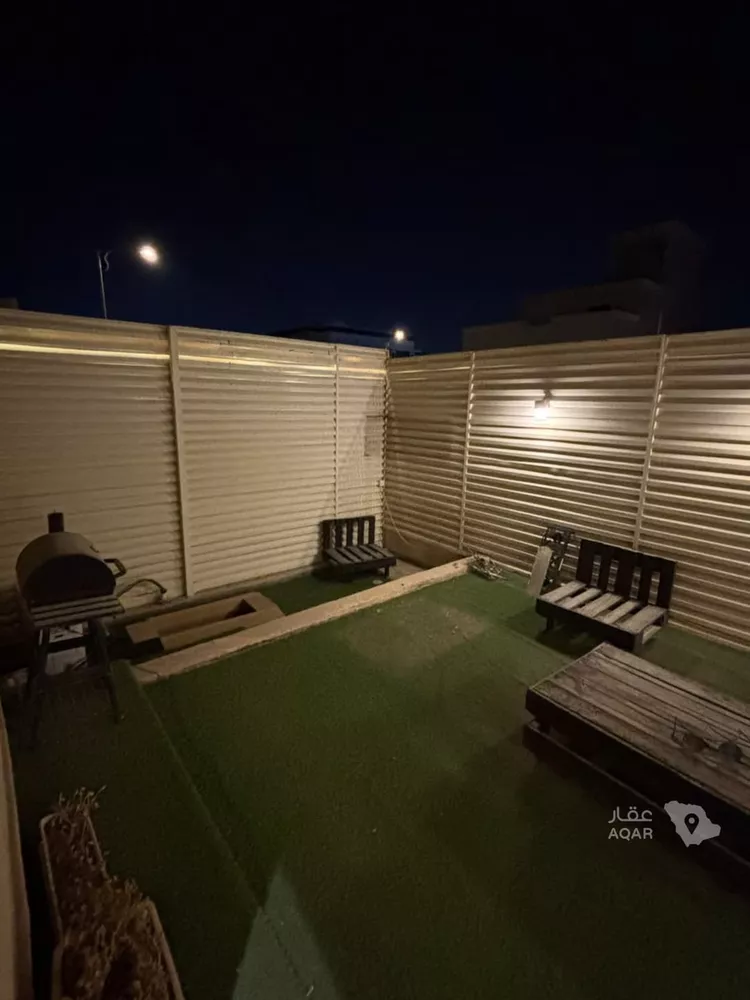 Floor for Rent in Riyadh Al Arid 8