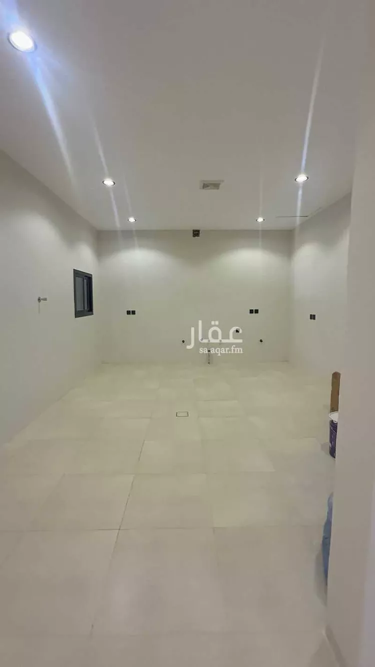 دور للبيع في شارع أحمد بن محمد المرزوقي, حي الجنادرية, مدينة الرياض, منطقة الرياض 6