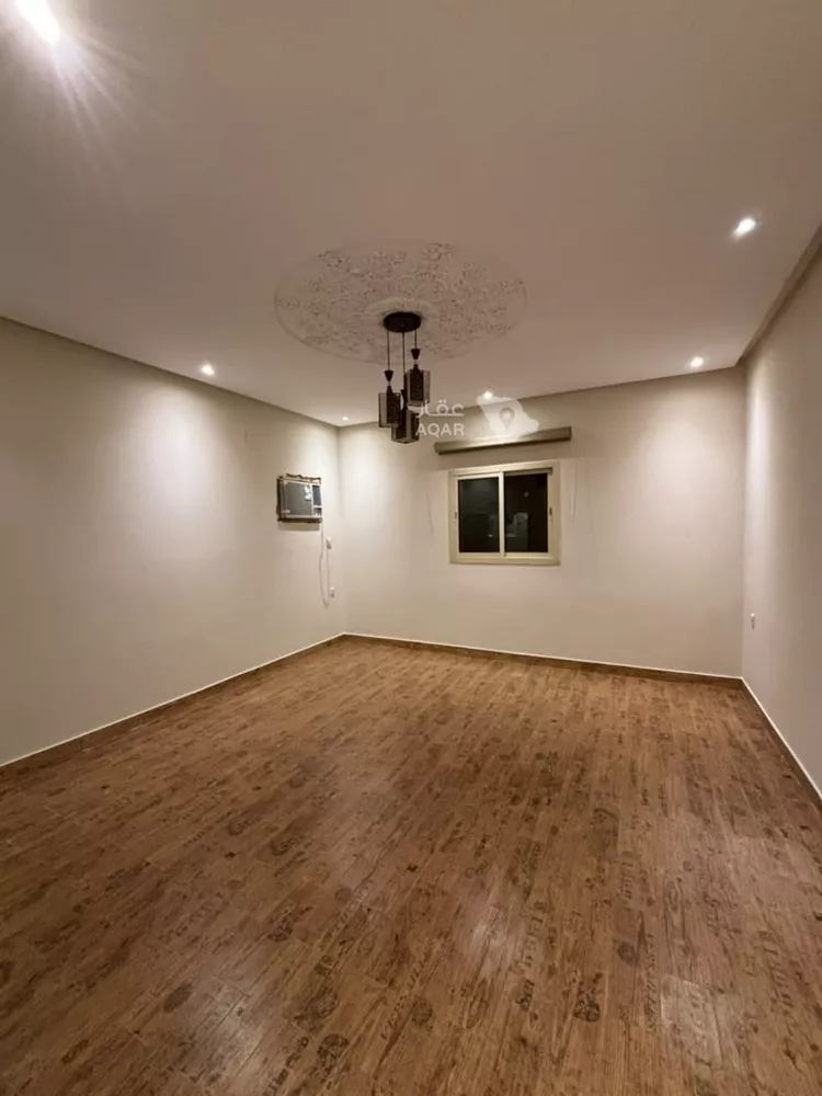 Floor for Rent in Riyadh Al Arid 13