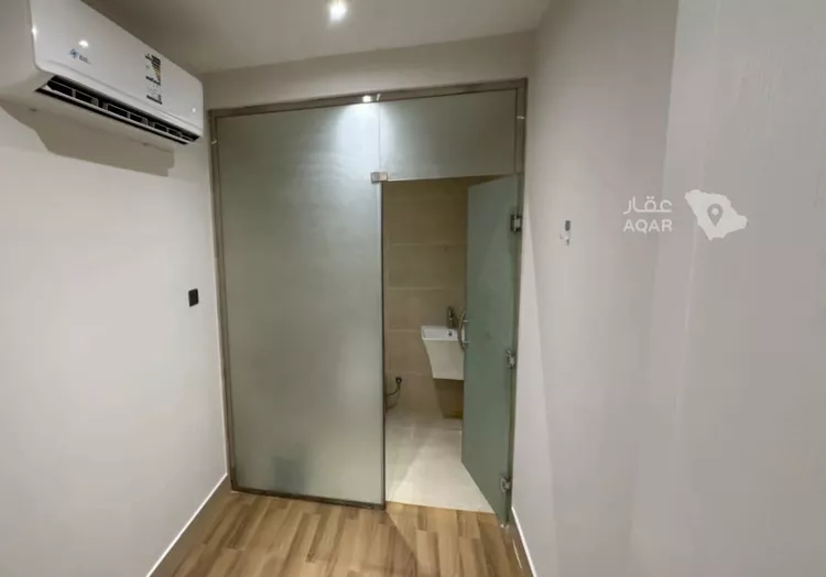 شقة للإيجار في شارع عبدالحي أبي خضير, حي القيروان, مدينة الرياض, منطقة الرياض 7
