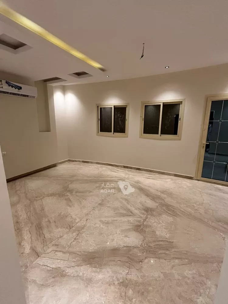 Floor for Rent in Riyadh Al Arid 19