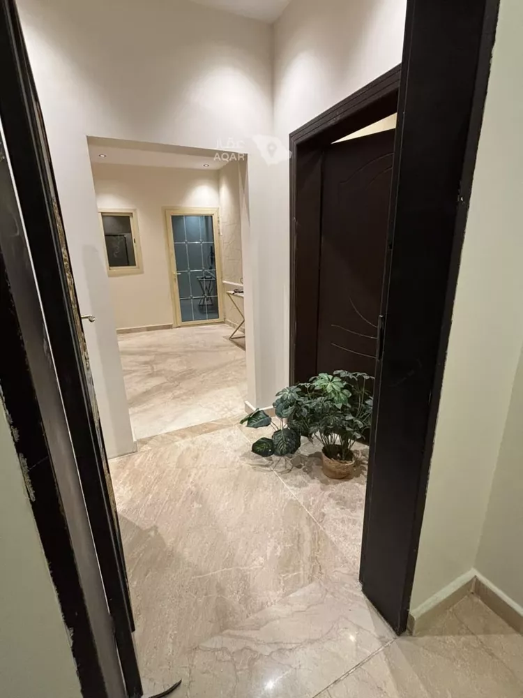 Floor for Rent in Riyadh Al Arid 21