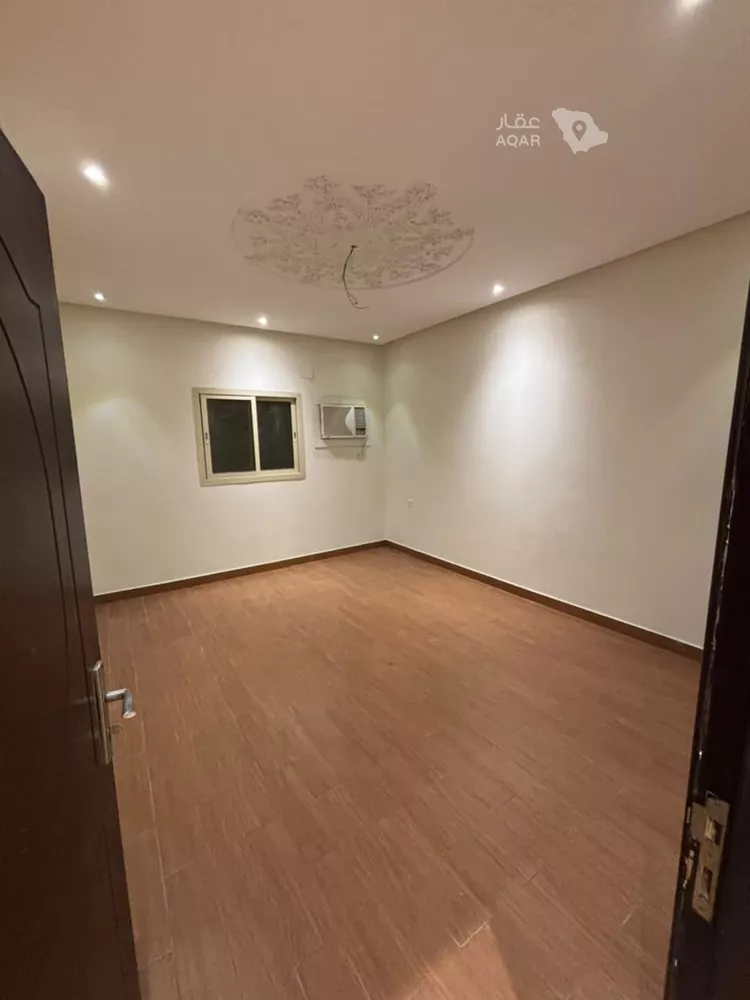 Floor for Rent in Riyadh Al Arid 23