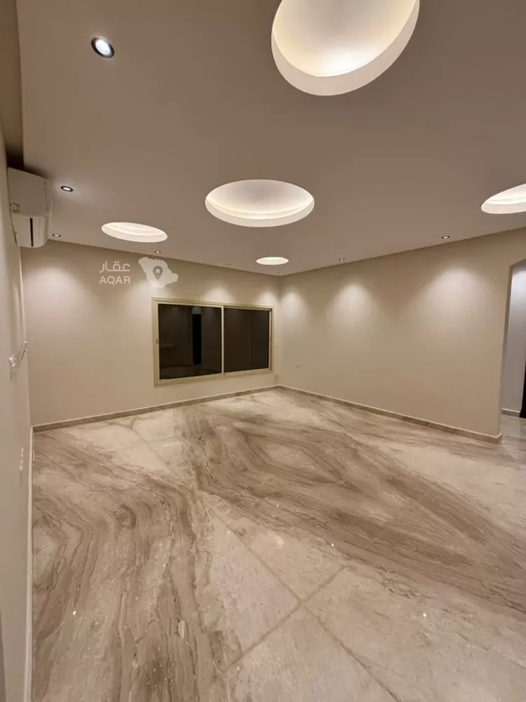 Floor for Rent in Riyadh Al Arid 24