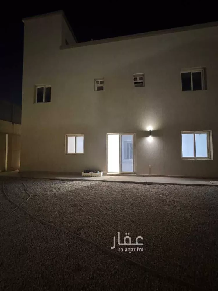فيلا للإيجار في شارع عبدالرحمن العمادي, حي مطار الملك خالد الدولي, مدينة الرياض, منطقة الرياض 12