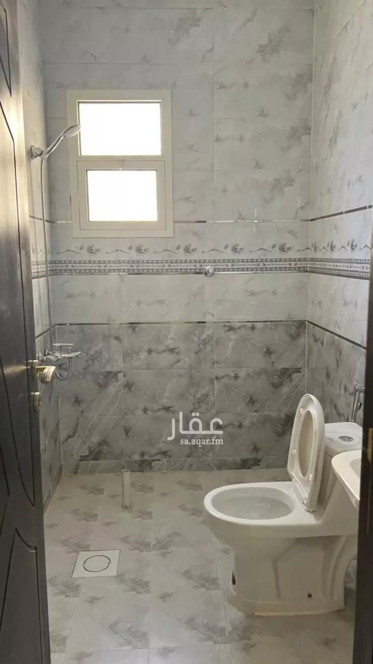 فيلا للبيع في شارع أحمد بن محمد العامري, حي العارض, مدينة الرياض, منطقة الرياض 9