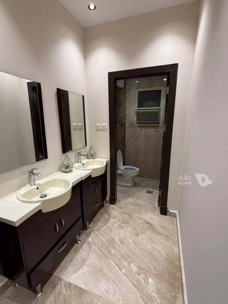 Floor for Rent in Riyadh Al Arid 6