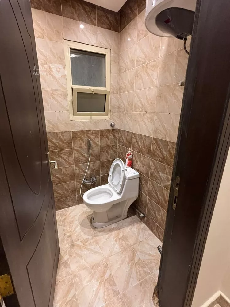 Floor for Rent in Riyadh Al Arid 14