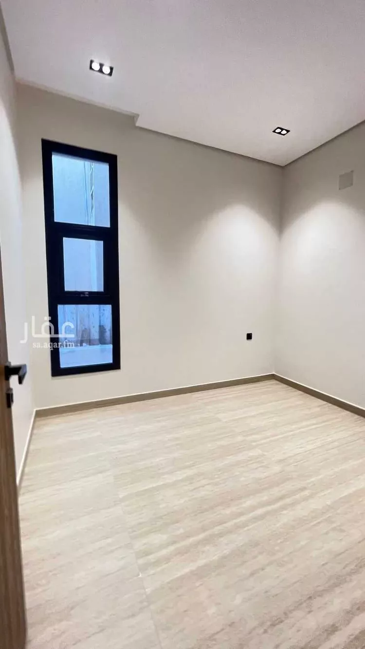 Floor for Sale in Riyadh Sultanah 24