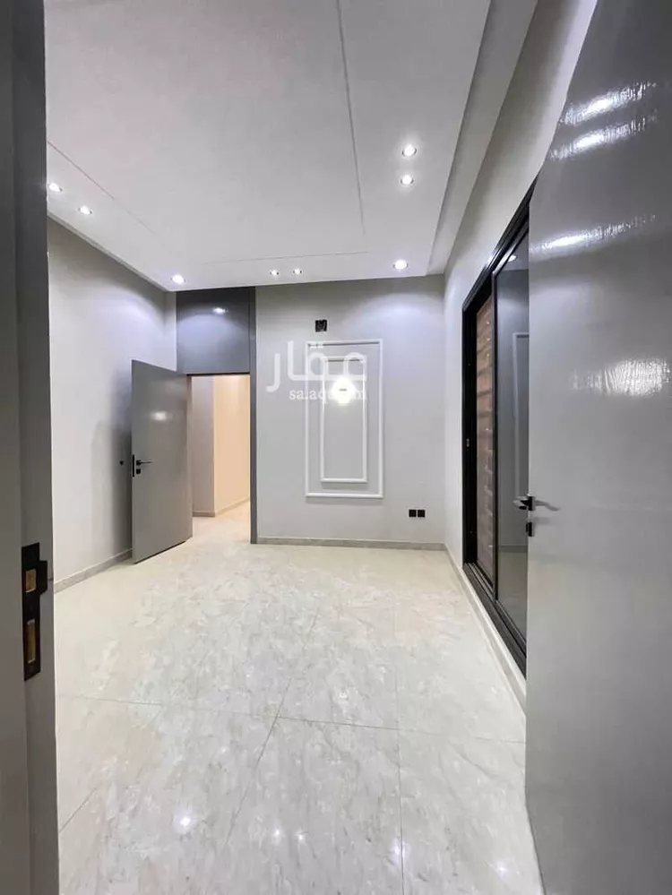 دور للبيع في شارع https://maps.google.com/?q=24.508867,46.643784, حي عكاظ, مدينة الرياض, منطقة الرياض 14