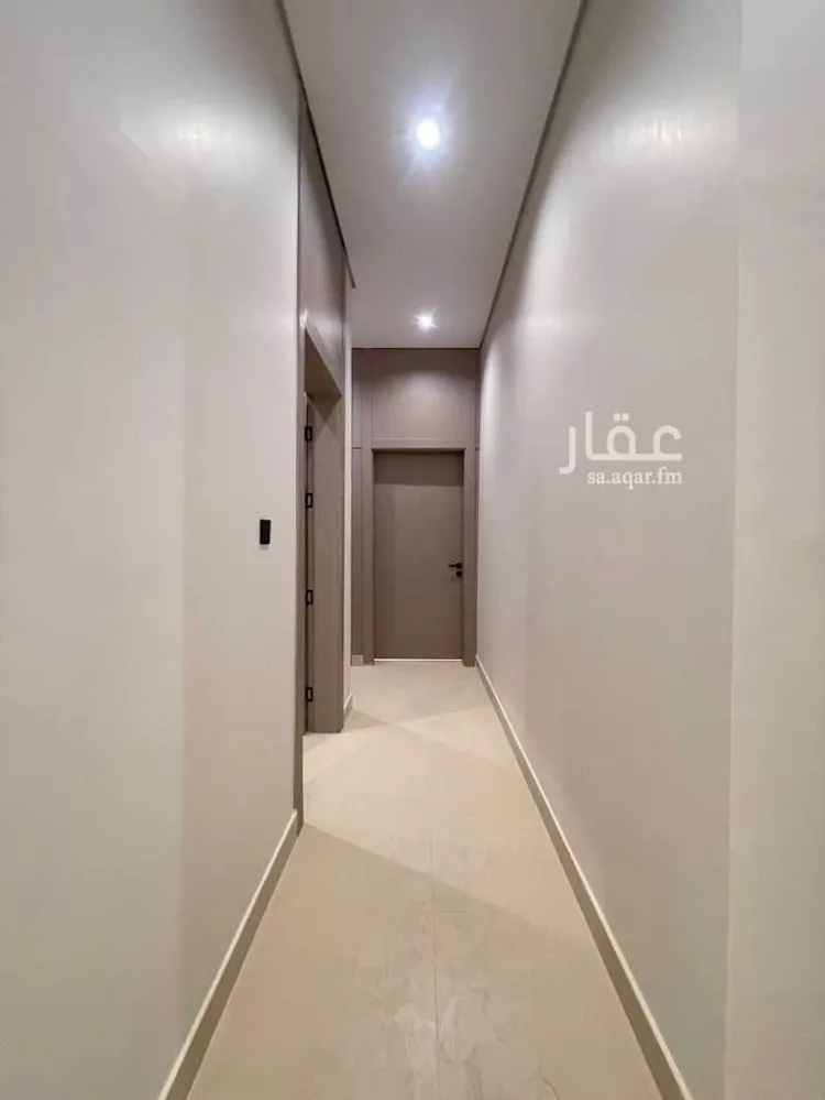دور للبيع في شارع عبدالعزيز الرفاعي, حي الجنادرية, مدينة الرياض, منطقة الرياض 19