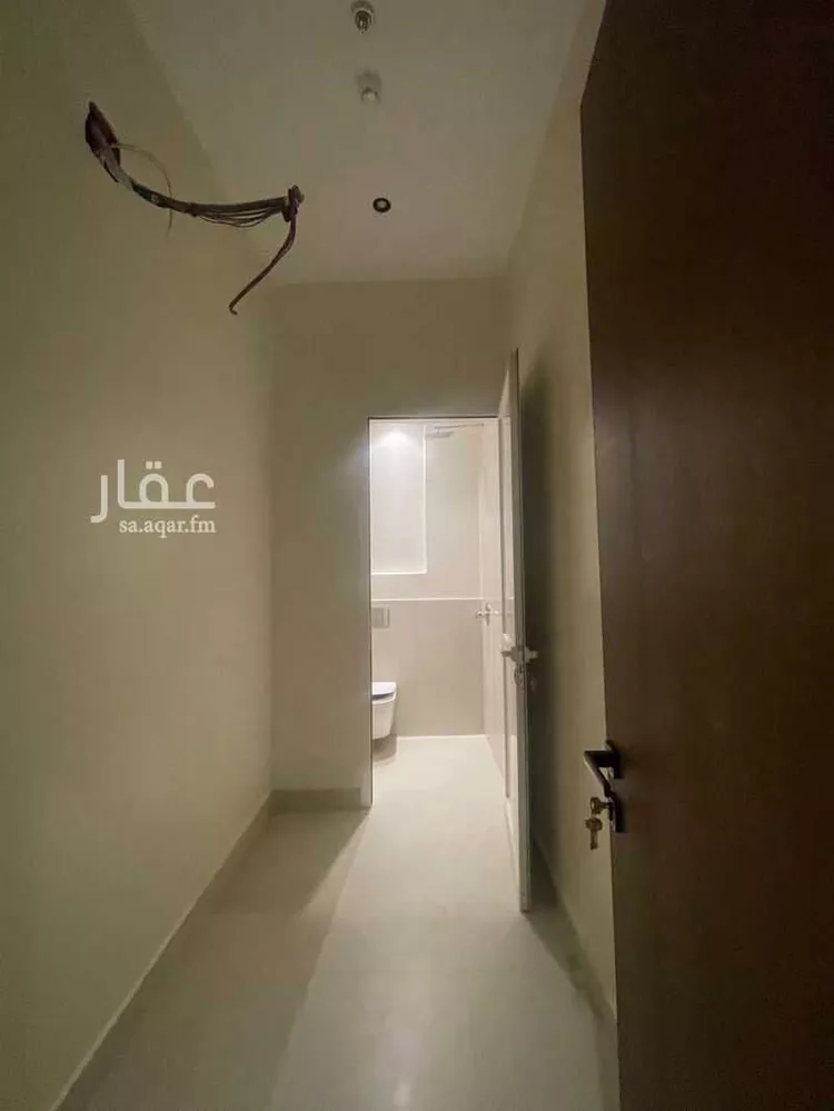شقة للبيع في شارع المتنبي, حي المعيزيلة, مدينة الرياض, منطقة الرياض 14