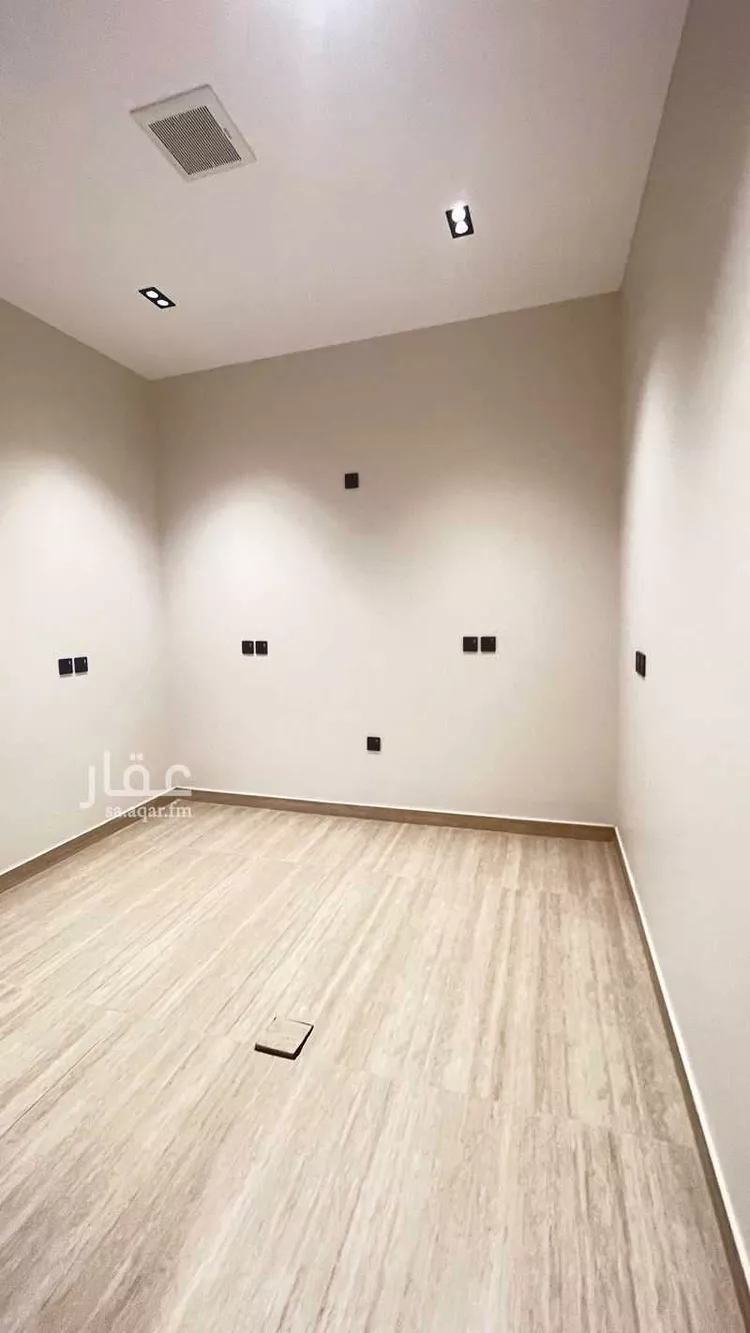 Floor for Sale in Riyadh Sultanah 19