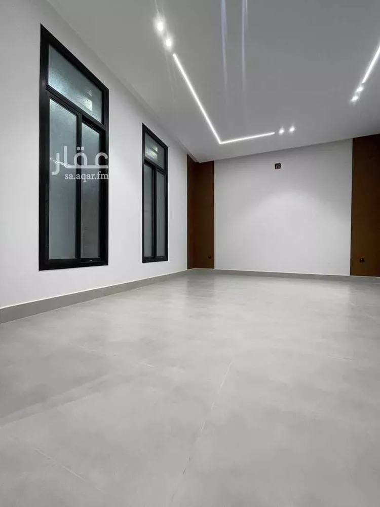 Floor for Sale in Riyadh Dahiat Namar 10