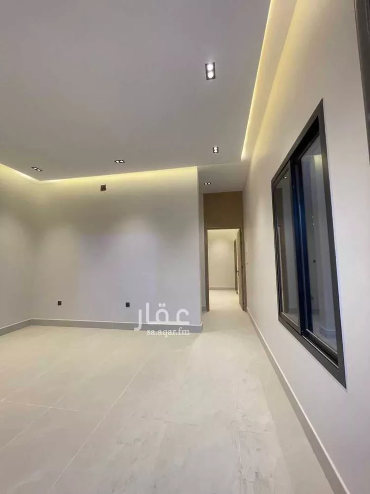 Floor for Sale in Riyadh Al Janadriyah 6