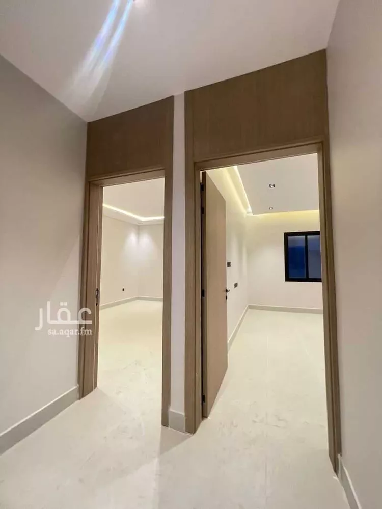 Floor for Sale in Riyadh Al Janadriyah 17