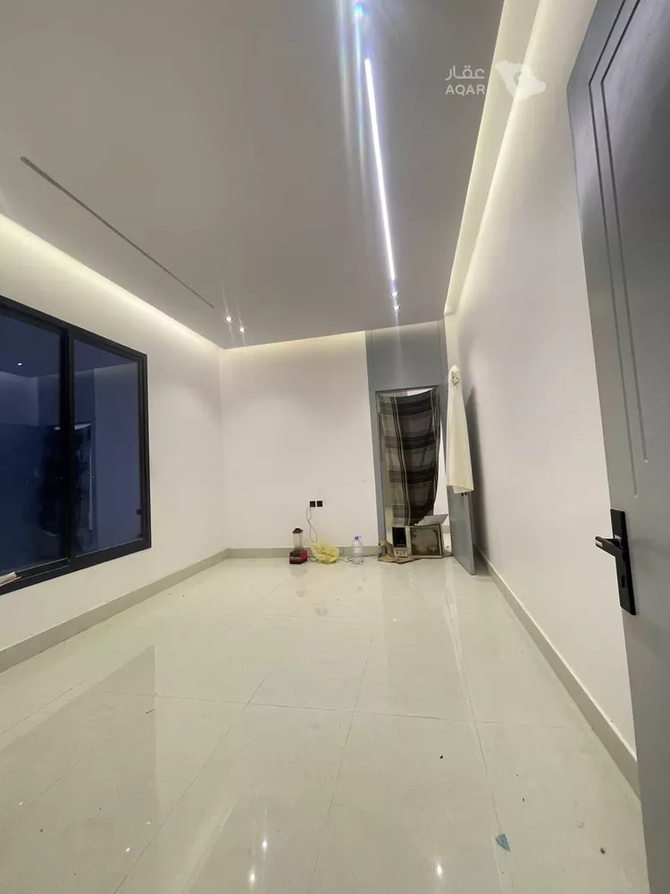 Floor for Sale in Riyadh Dahiat Namar 7
